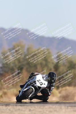 media/Nov-02-2025-CVMA (Sun) [[337aff29ab]]/Race 8-Formula Lightweight Twins Shootout/